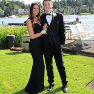 Beautifully fitted black long dress